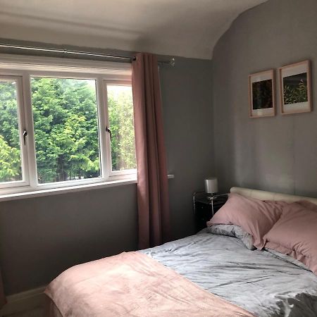 Double Bedroom Manchester Dış mekan fotoğraf